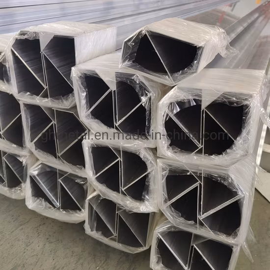  Алюминиевые изделия представляют собой рамки светодиодных рекламных экранов.  Экструдированный алюминиевый профиль, обработка на станке с ЧПУ, рама из оксидированного изогнутого алюминиевого сплава.